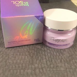 Touch In Sol Waterful Glow Cream